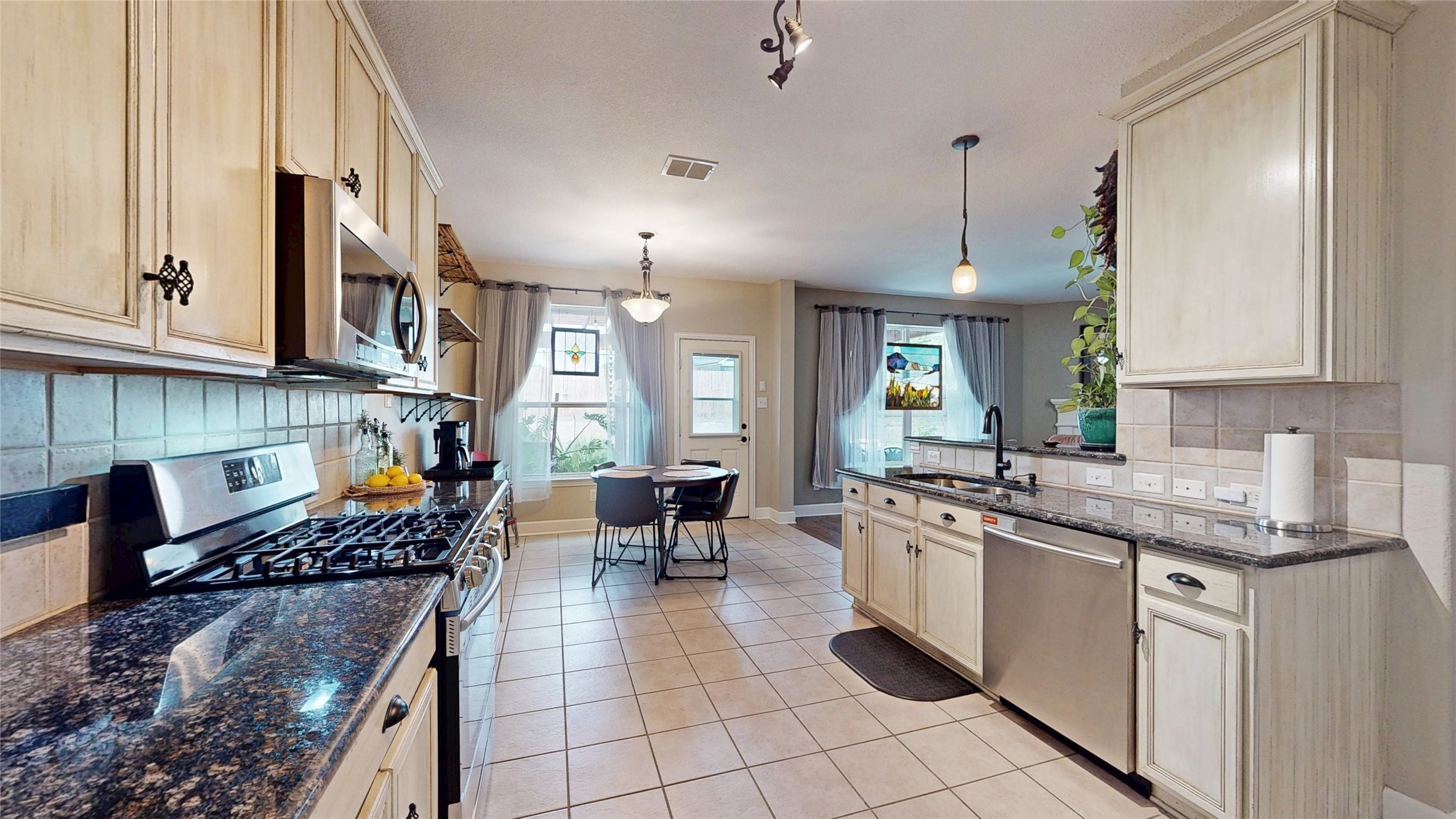 406 Shire Court Celina TX 75009