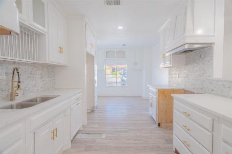 1022 Shenandoah Drive Arlington TX 76014
