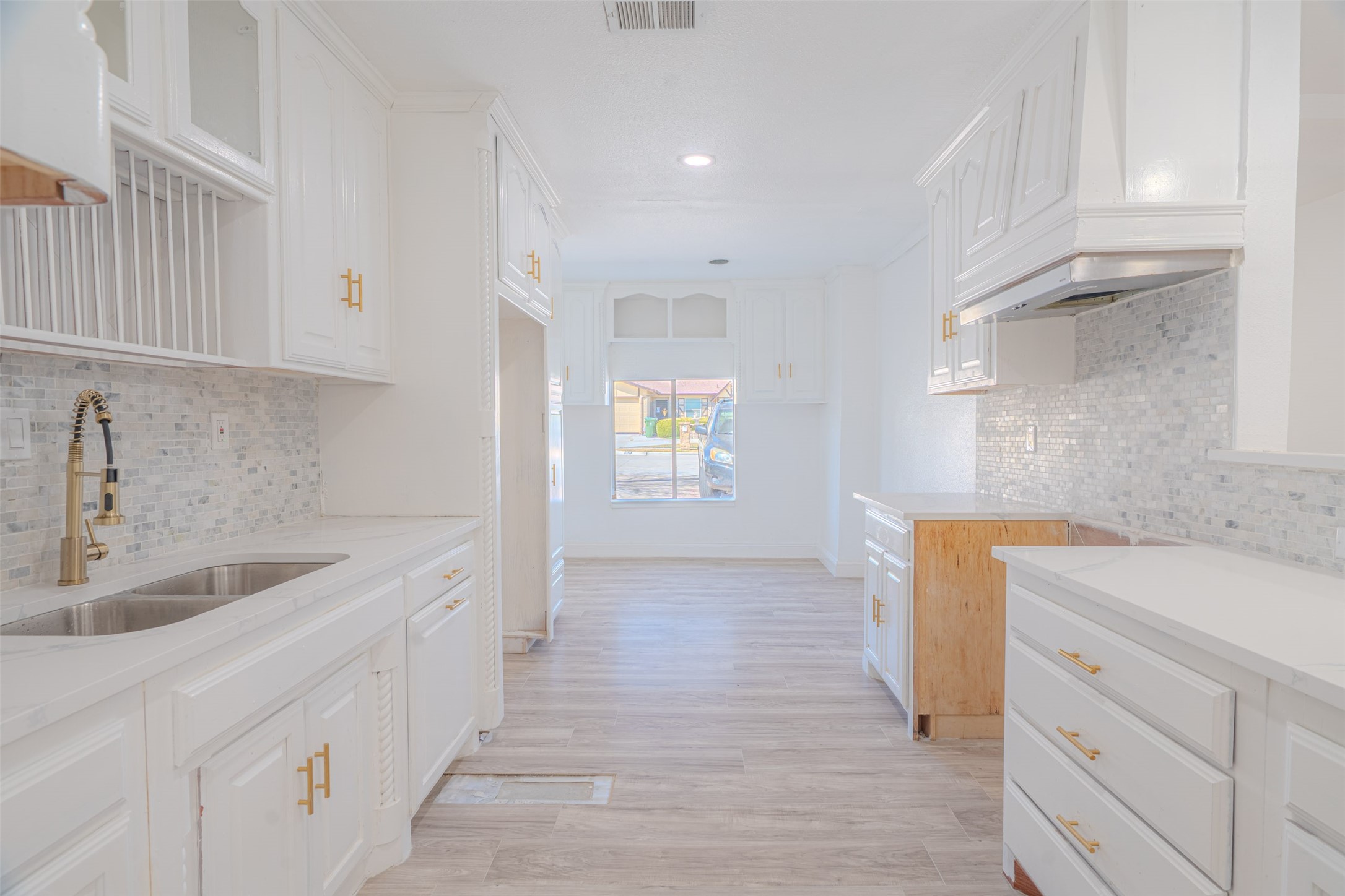 1022 Shenandoah Drive Arlington TX 76014