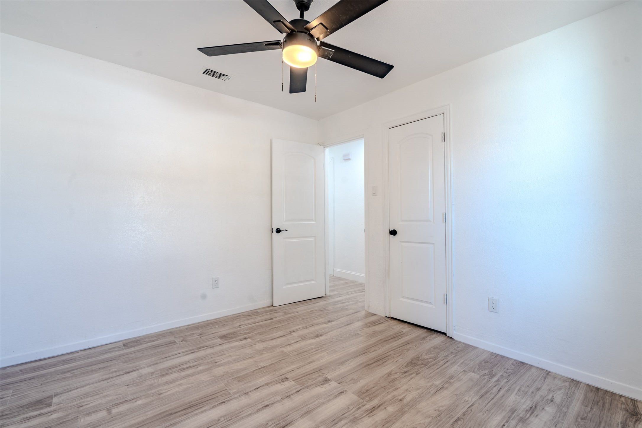 1022 Shenandoah Drive Arlington TX 76014