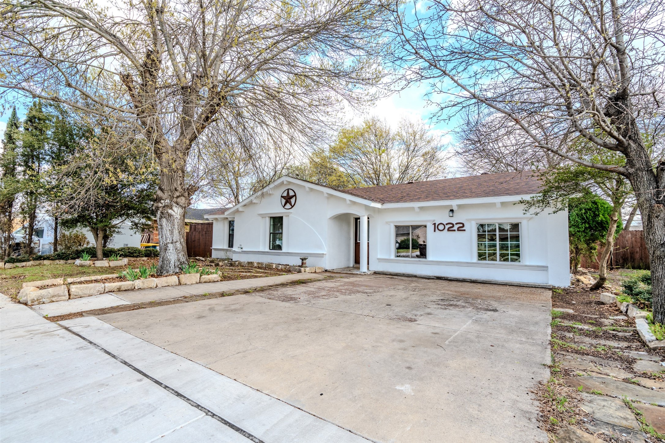 1022 Shenandoah Drive Arlington TX 76014