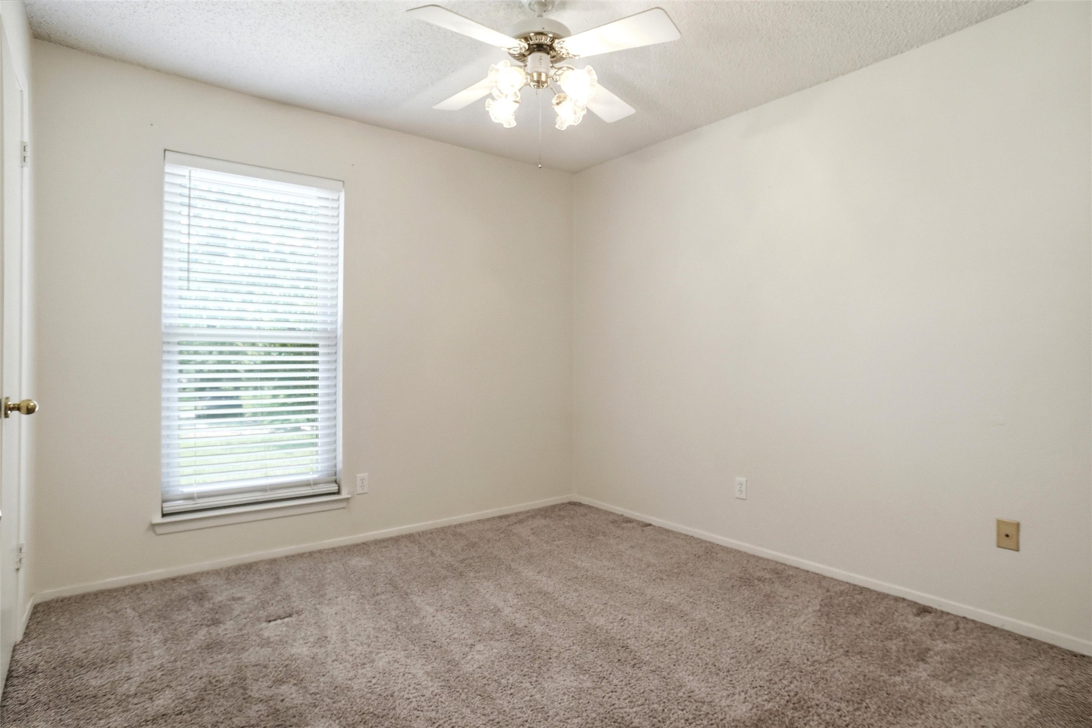 400 Woodlake Circle Azle TX 76020