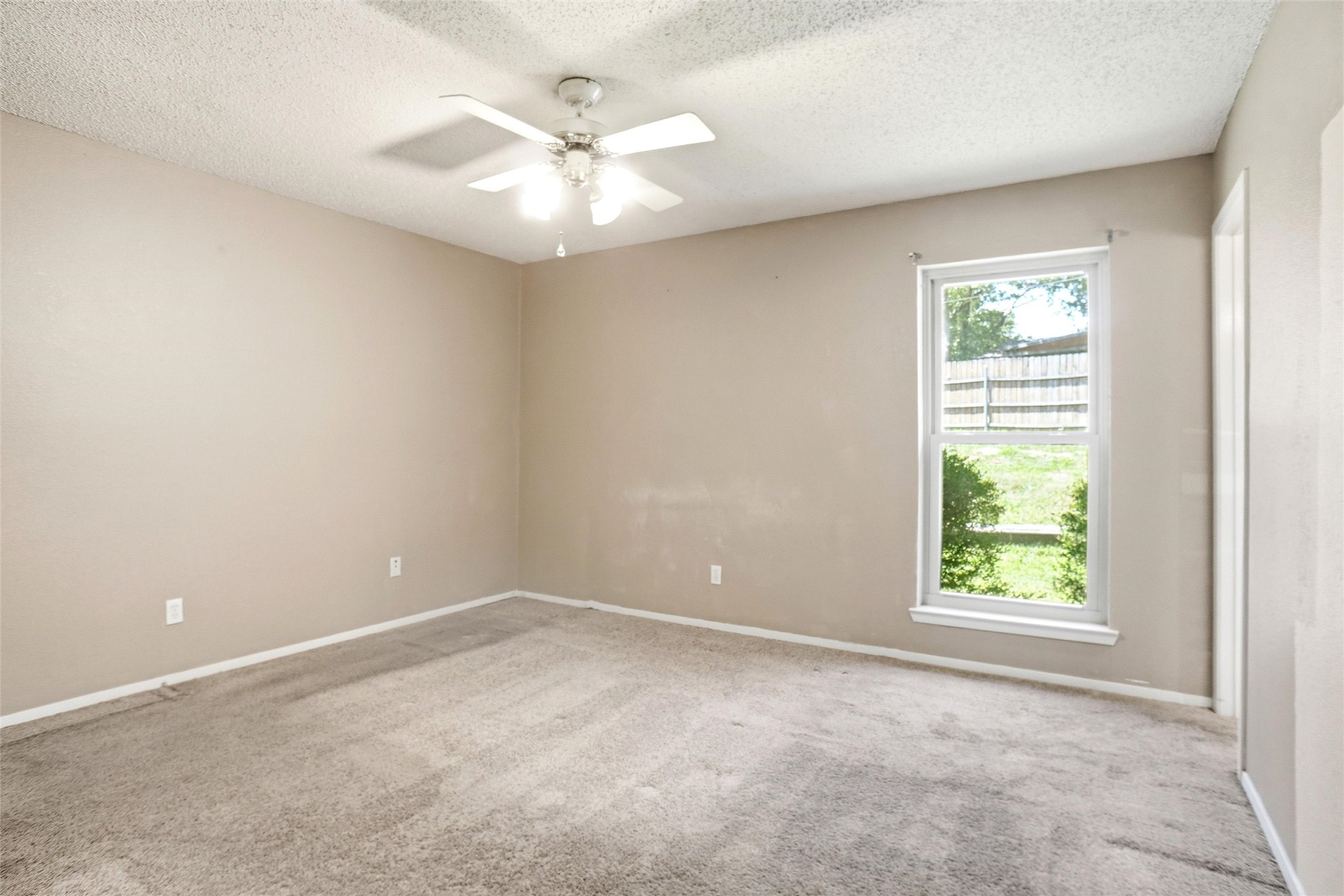 400 Woodlake Circle Azle TX 76020
