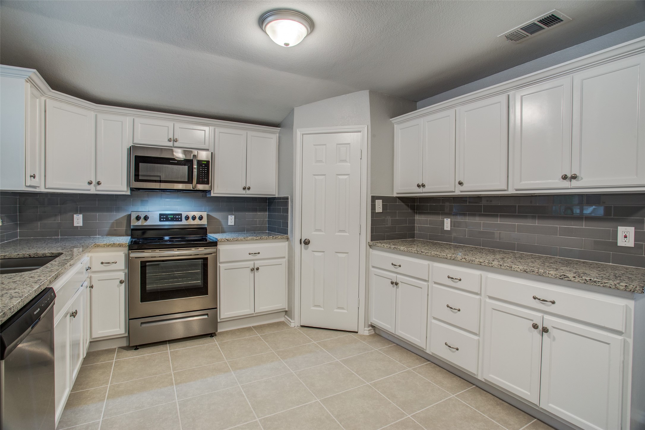 508 W Lone Star Avenue Cleburne TX 76033