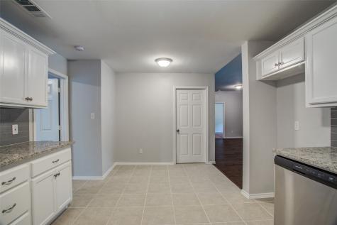 508 W Lone Star Avenue Cleburne TX 76033
