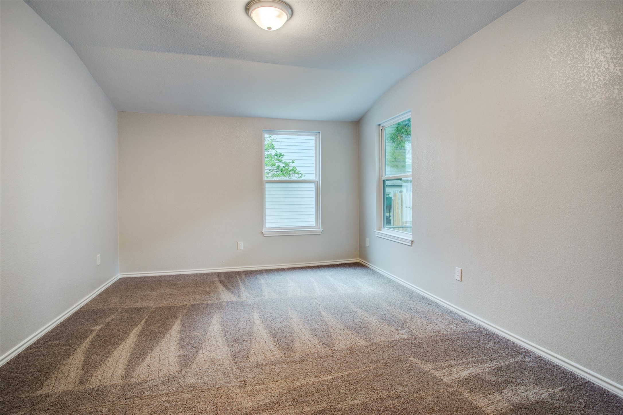 508 W Lone Star Avenue Cleburne TX 76033