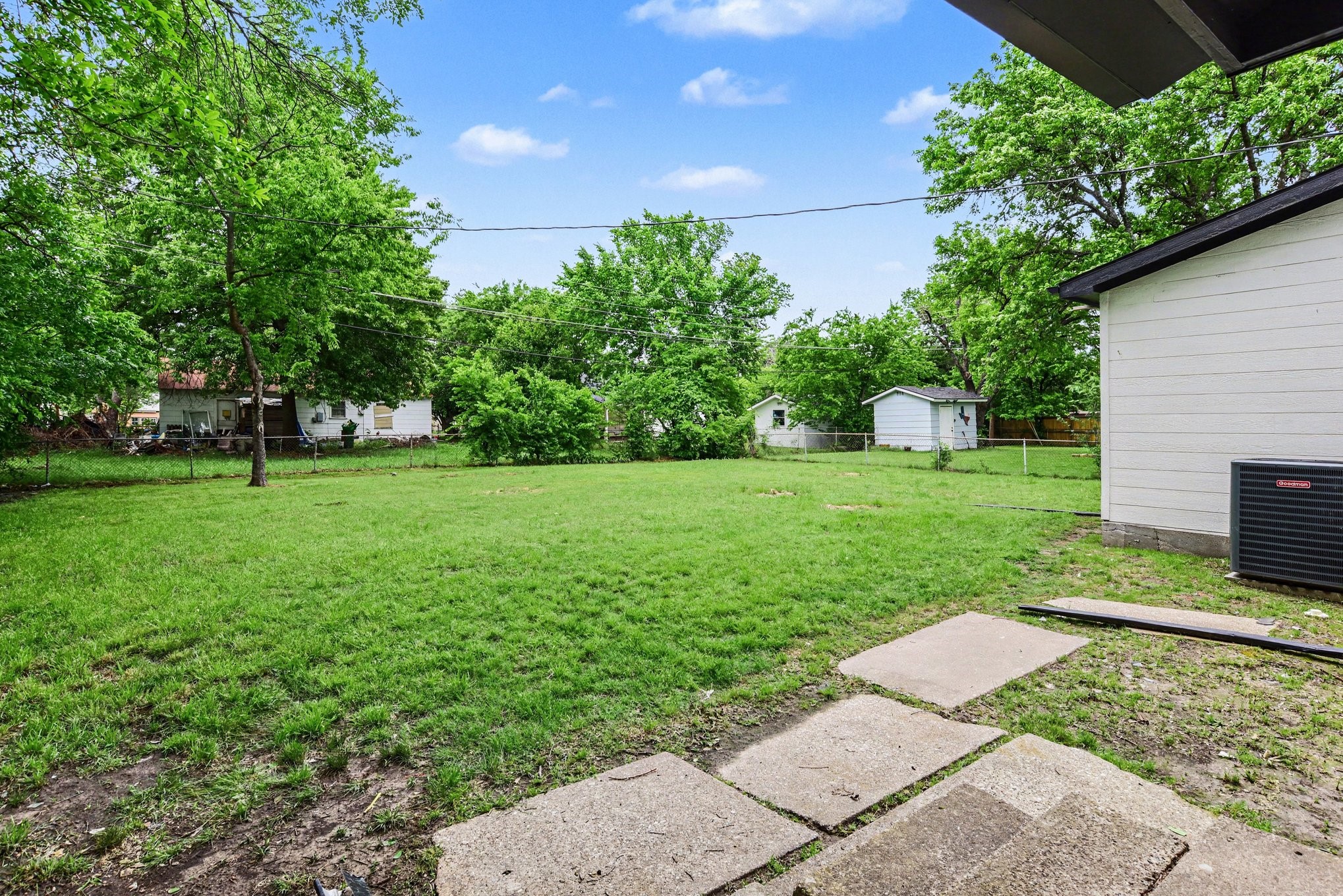 2610 Hillcrest Avenue Greenville TX 75402