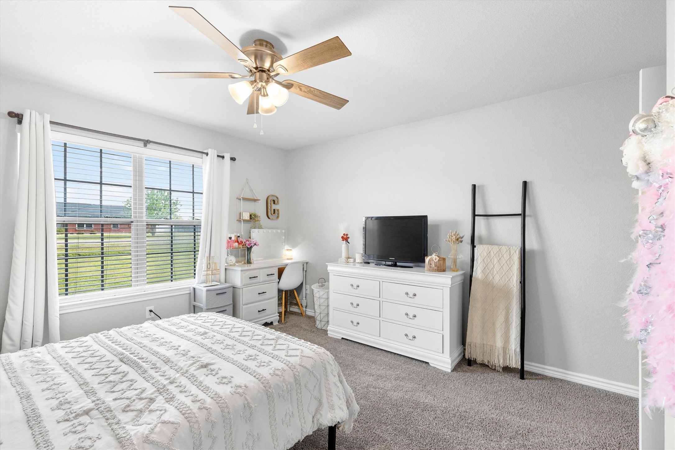 6215 Bridle Trail Caddo Mills TX 75135