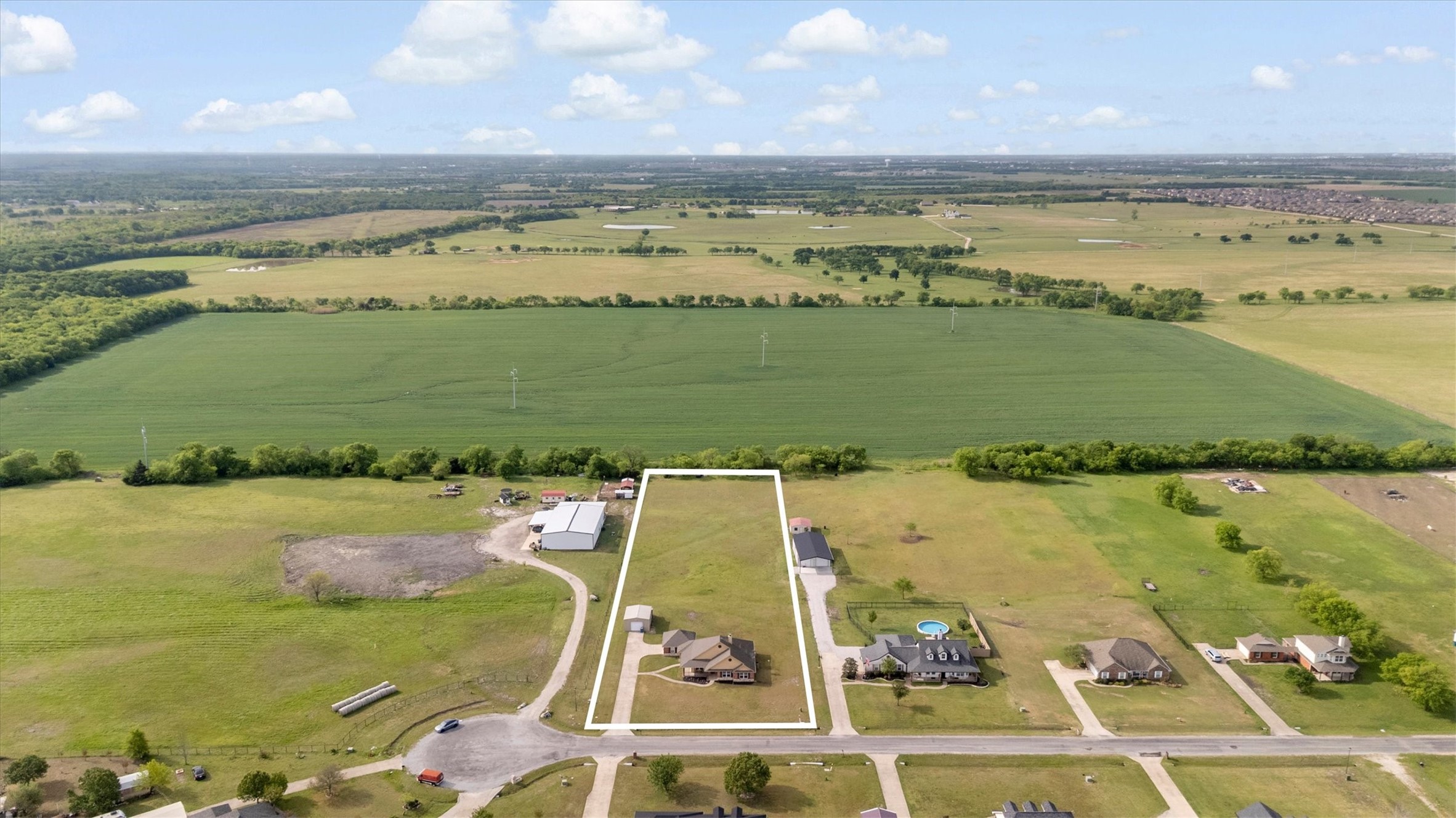 6215 Bridle Trail Caddo Mills TX 75135