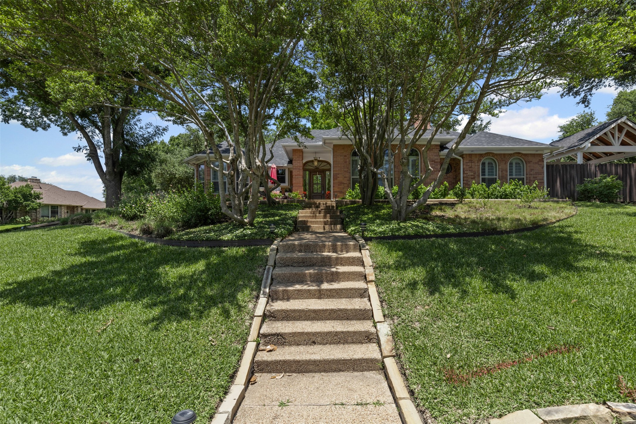 3512 Ridglea Country Club Drive Fort Worth TX 76116