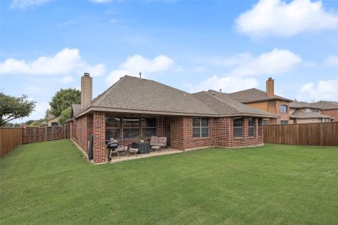 2723 Ponce De Leon Grand Prairie TX 75054