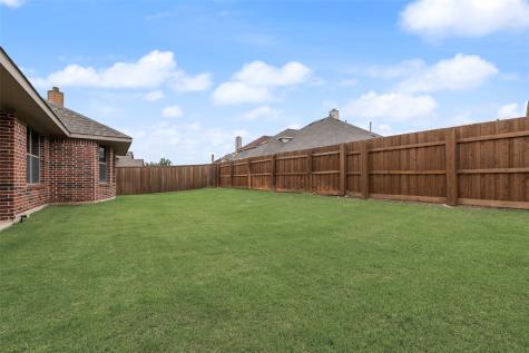 2723 Ponce De Leon Grand Prairie TX 75054