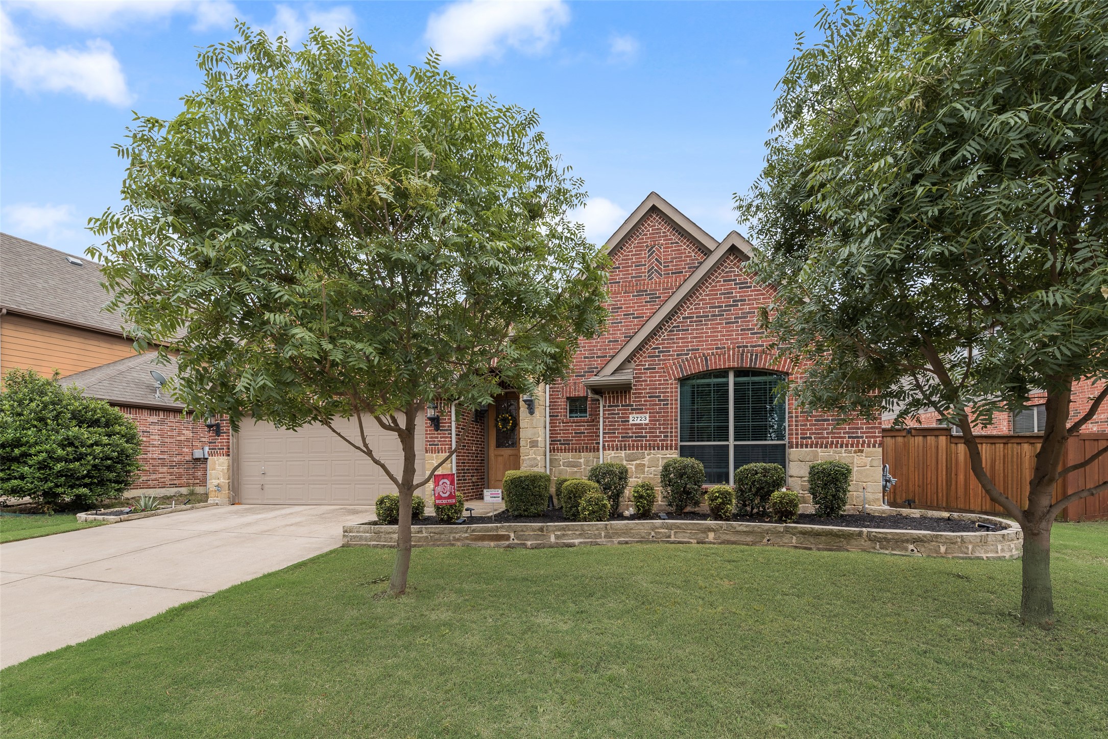 2723 Ponce De Leon Grand Prairie TX 75054