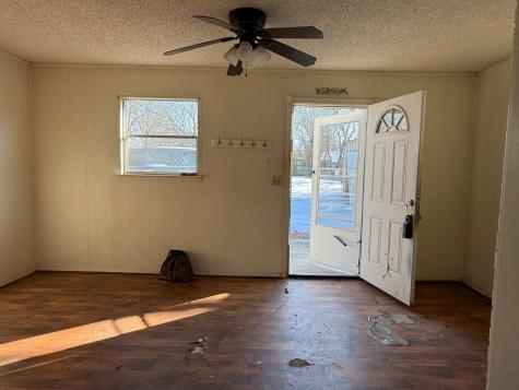 1930 Fm 195 Paris TX 75460