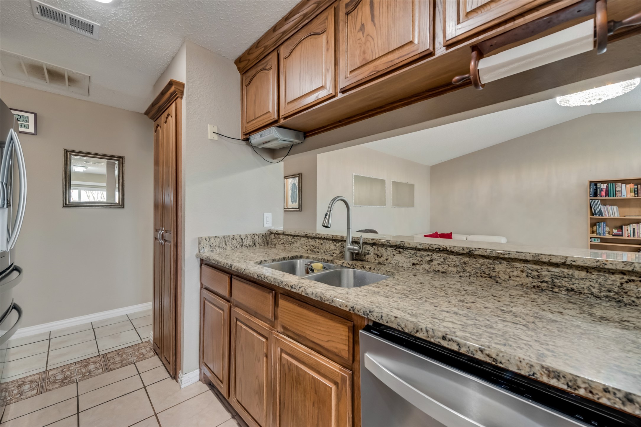 2101 High Bluff Drive Garland TX 75041