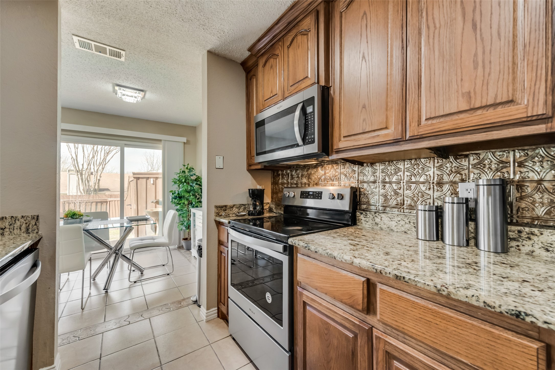 2101 High Bluff Drive Garland TX 75041