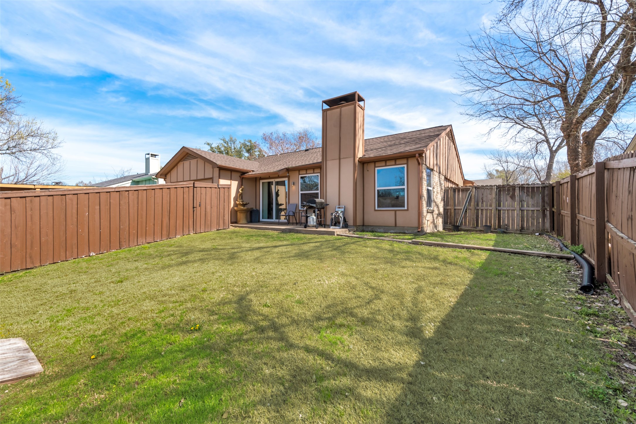 2101 High Bluff Drive Garland TX 75041