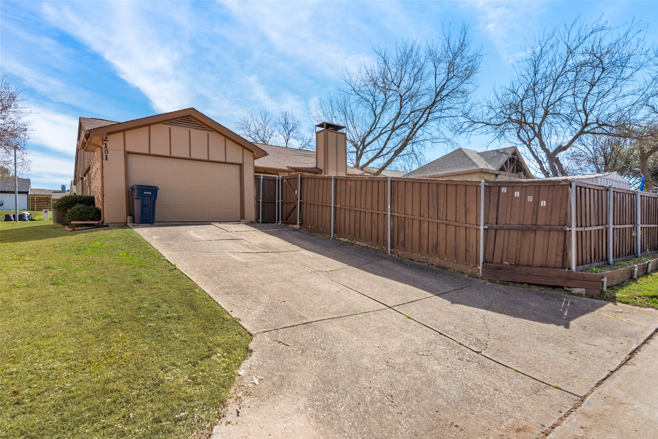 2101 High Bluff Drive Garland TX 75041