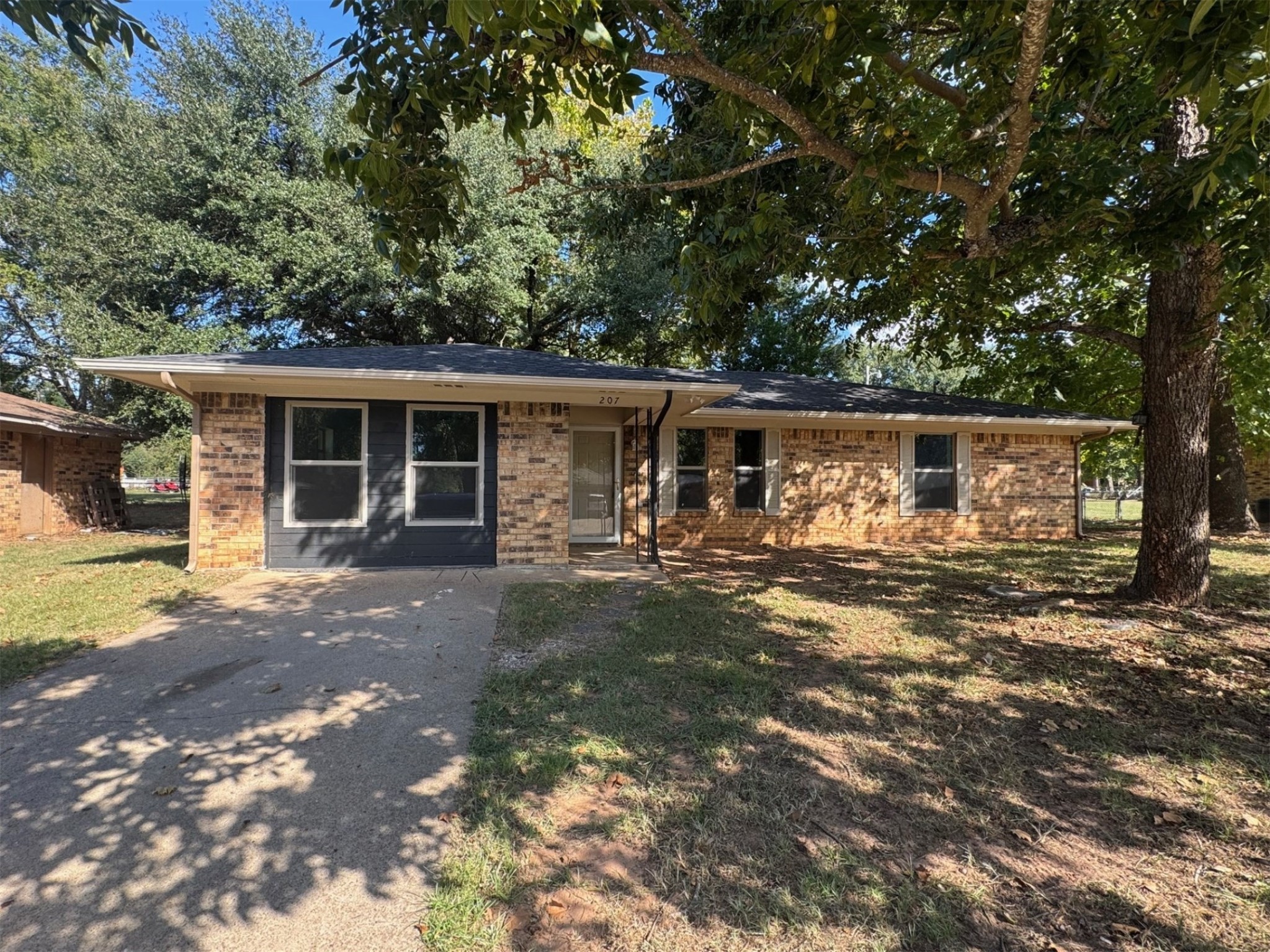 207 Westview Street Palestine TX 75803