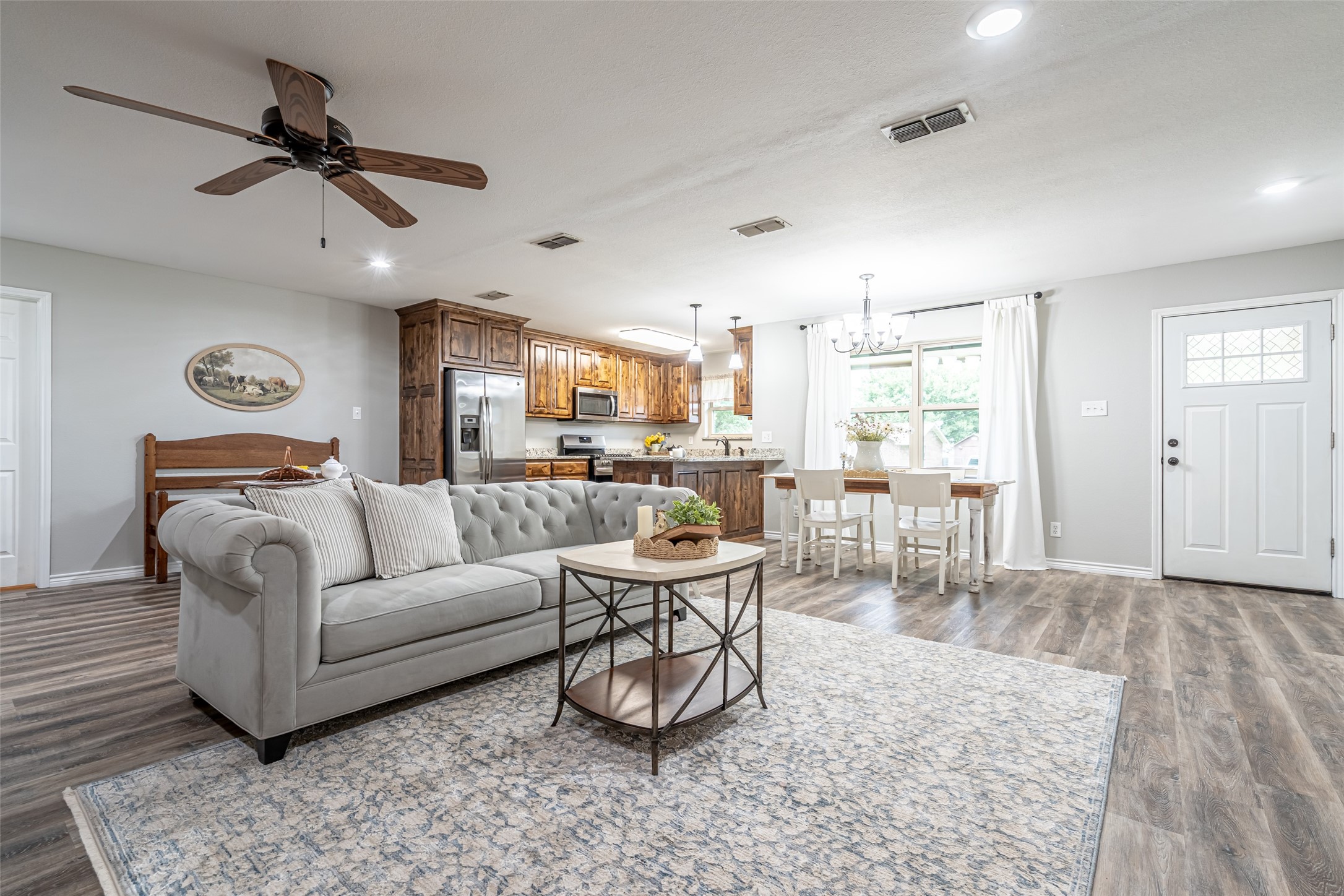 1560 Sheila Stephenville TX 76401