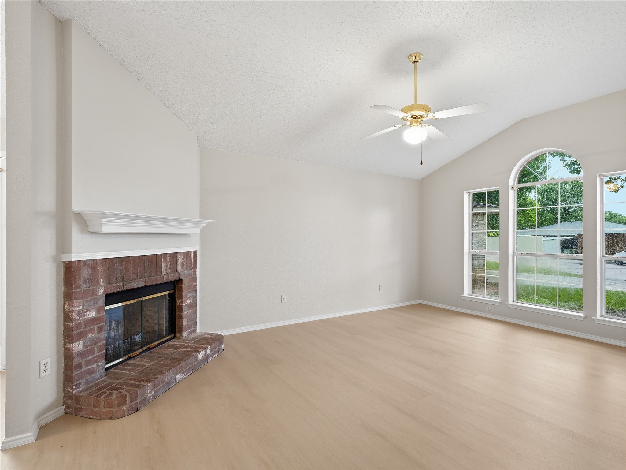 9307 Crimnson Court Dallas TX 75217