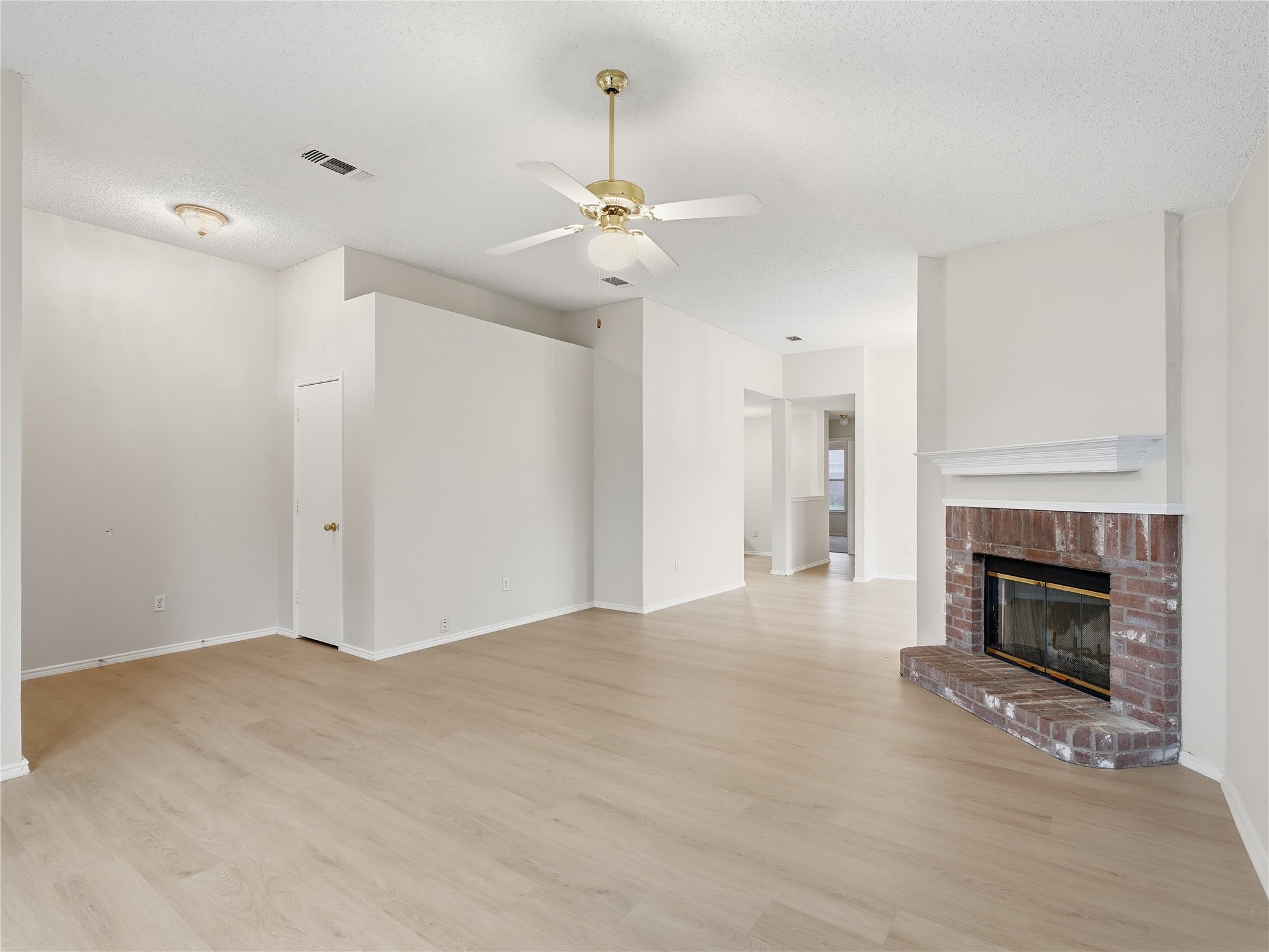 9307 Crimnson Court Dallas TX 75217