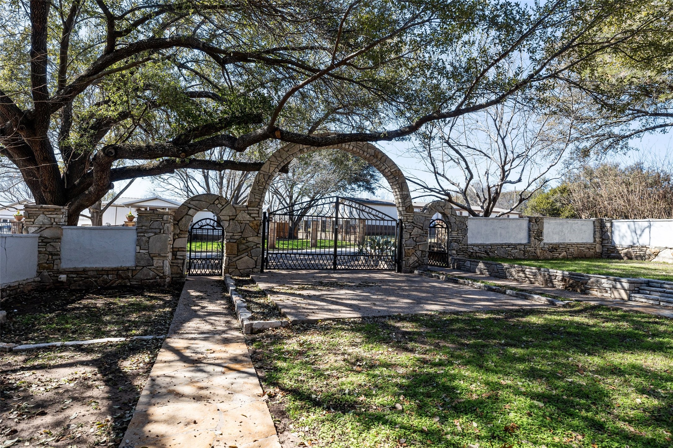 3625 Montego Boulevard Granbury TX 76049