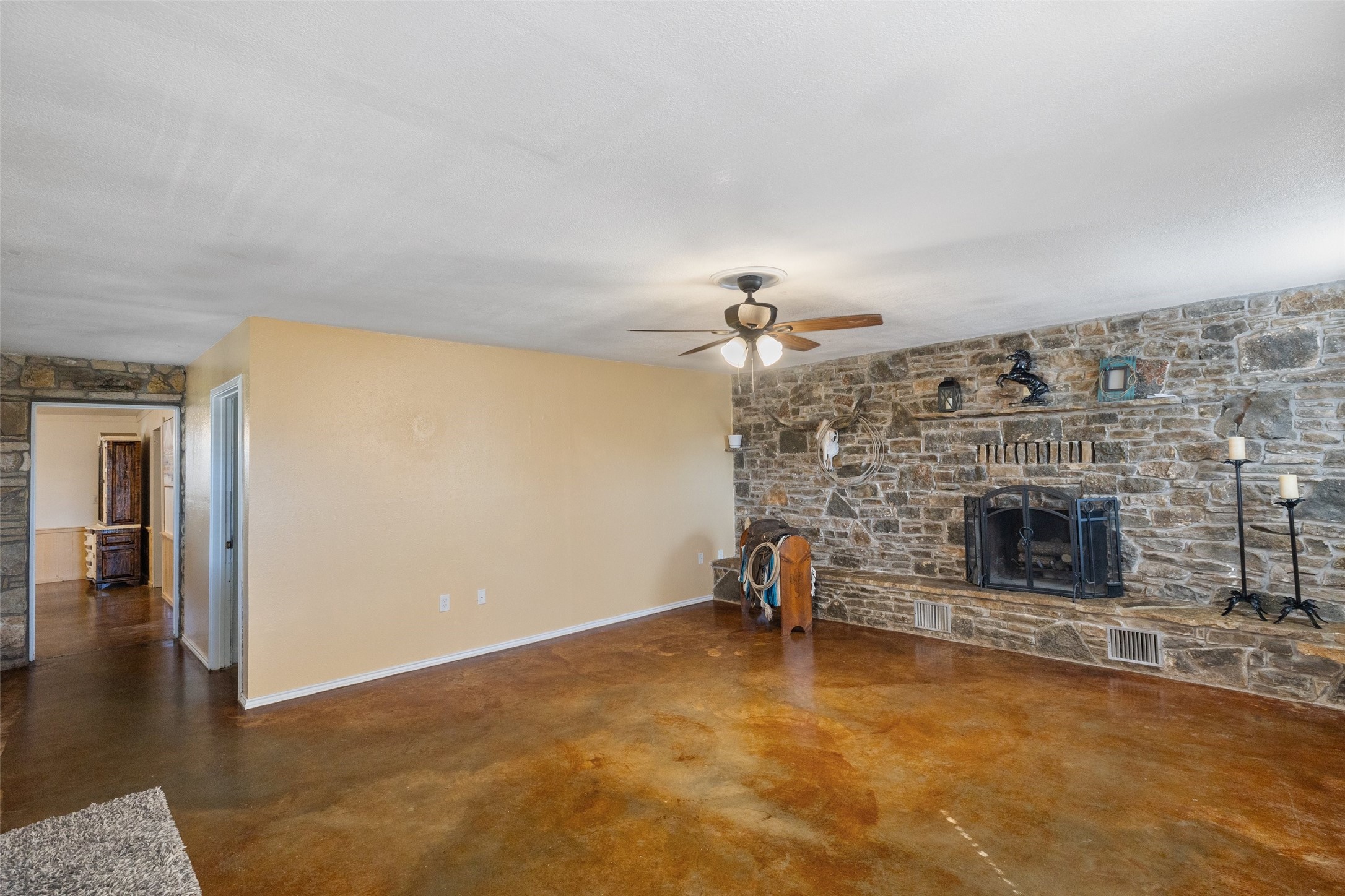 3625 Montego Boulevard Granbury TX 76049