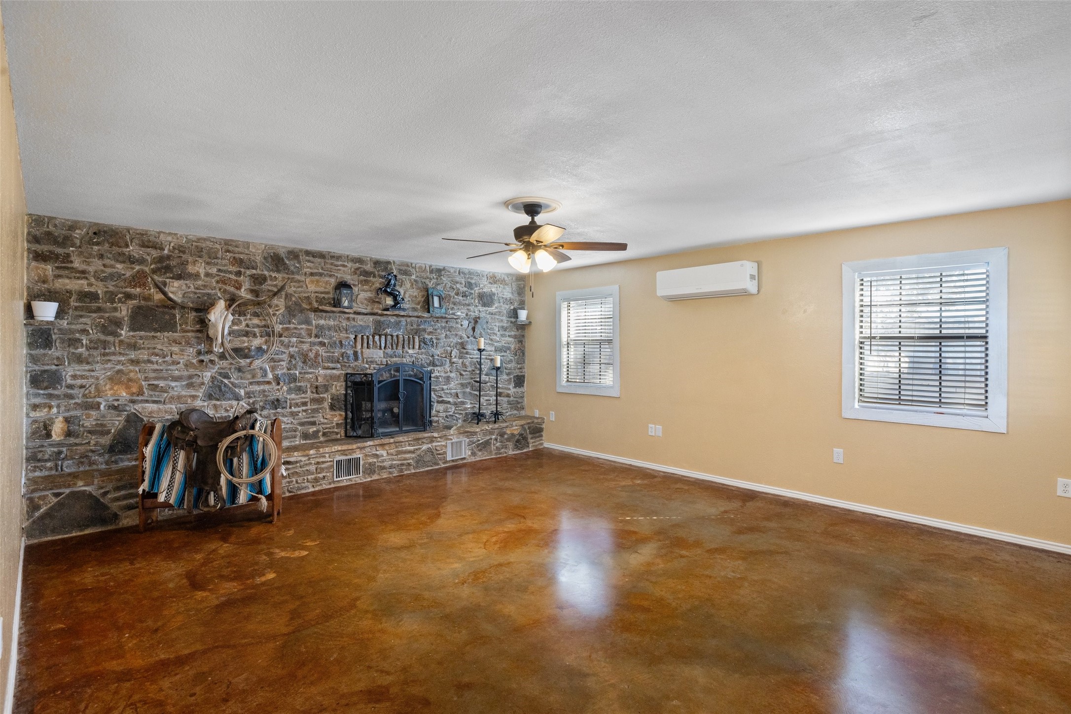 3625 Montego Boulevard Granbury TX 76049