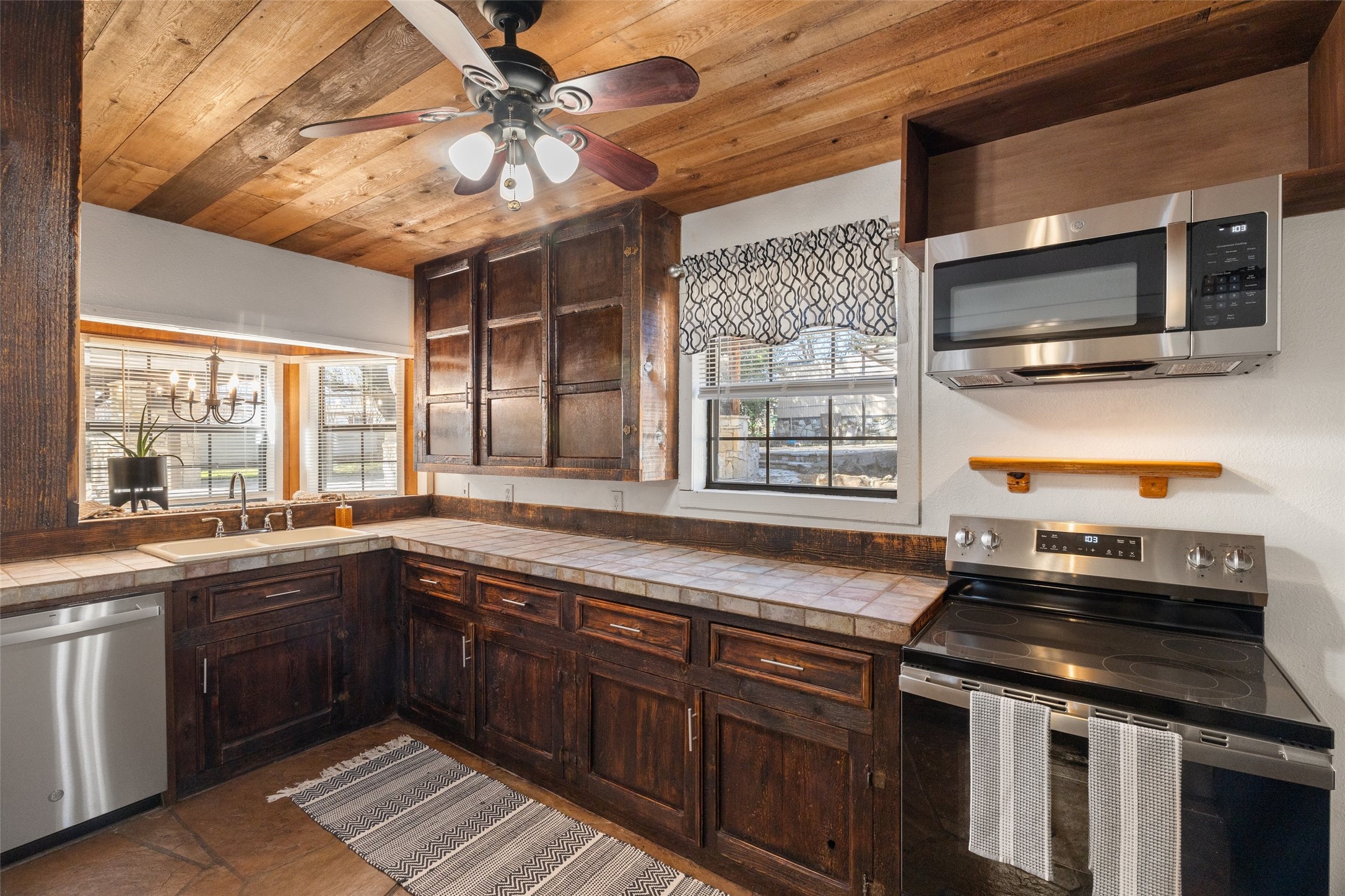 3625 Montego Boulevard Granbury TX 76049