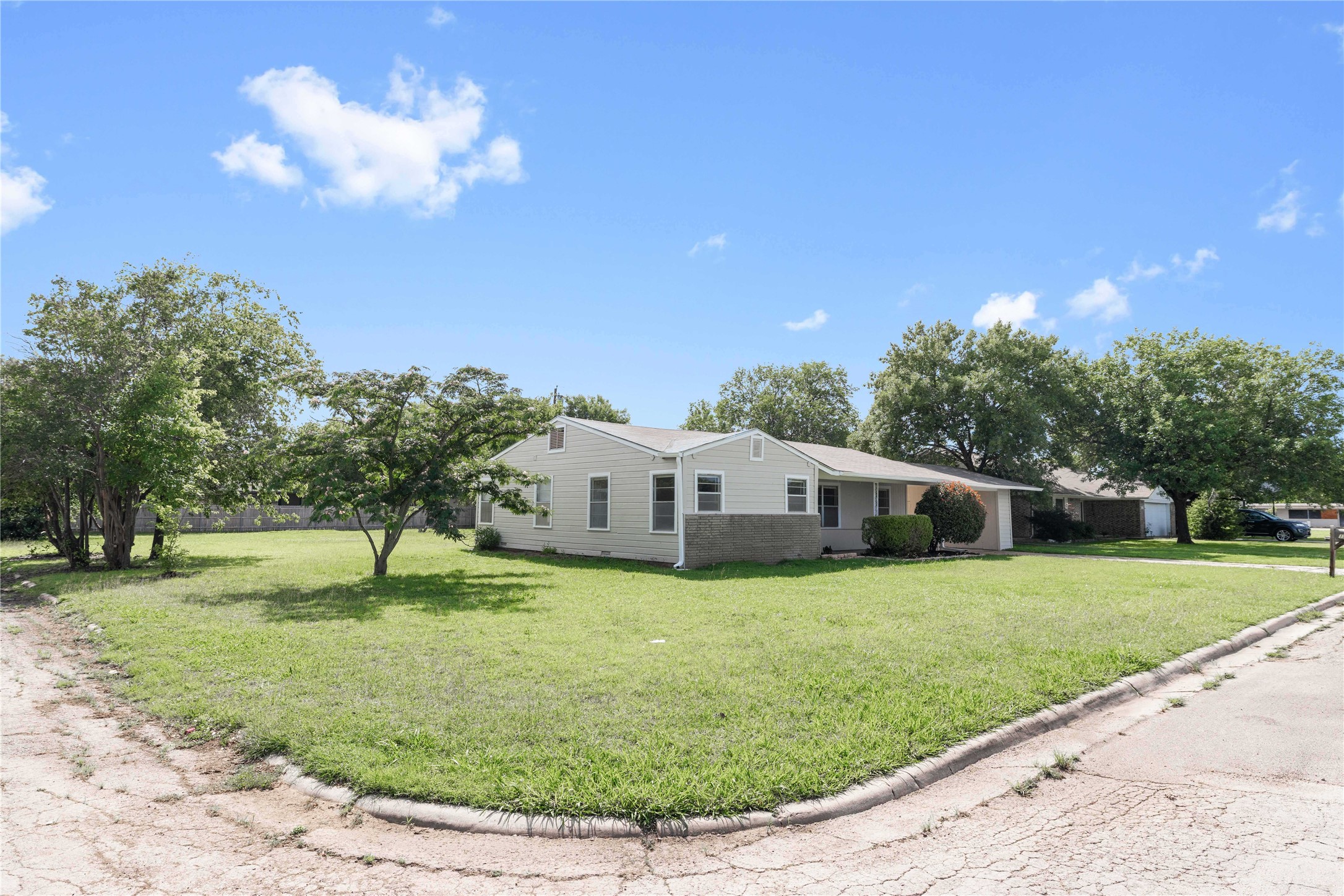 1909 7th Street Brownwood TX 76801
