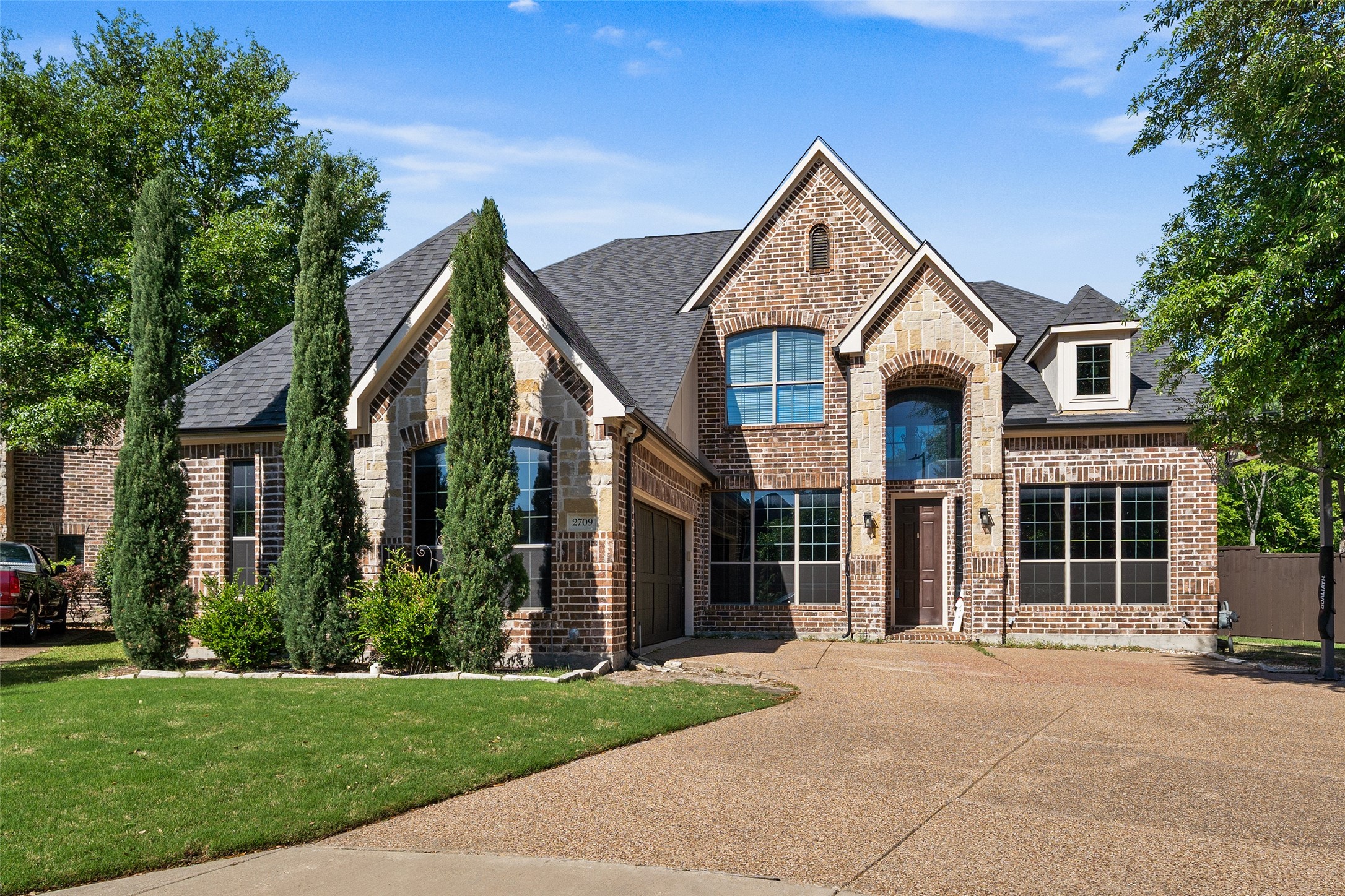 2709 Woodpark Drive Garland TX 75044
