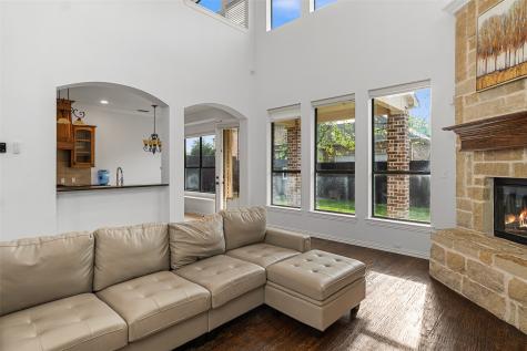 2709 Woodpark Drive Garland TX 75044