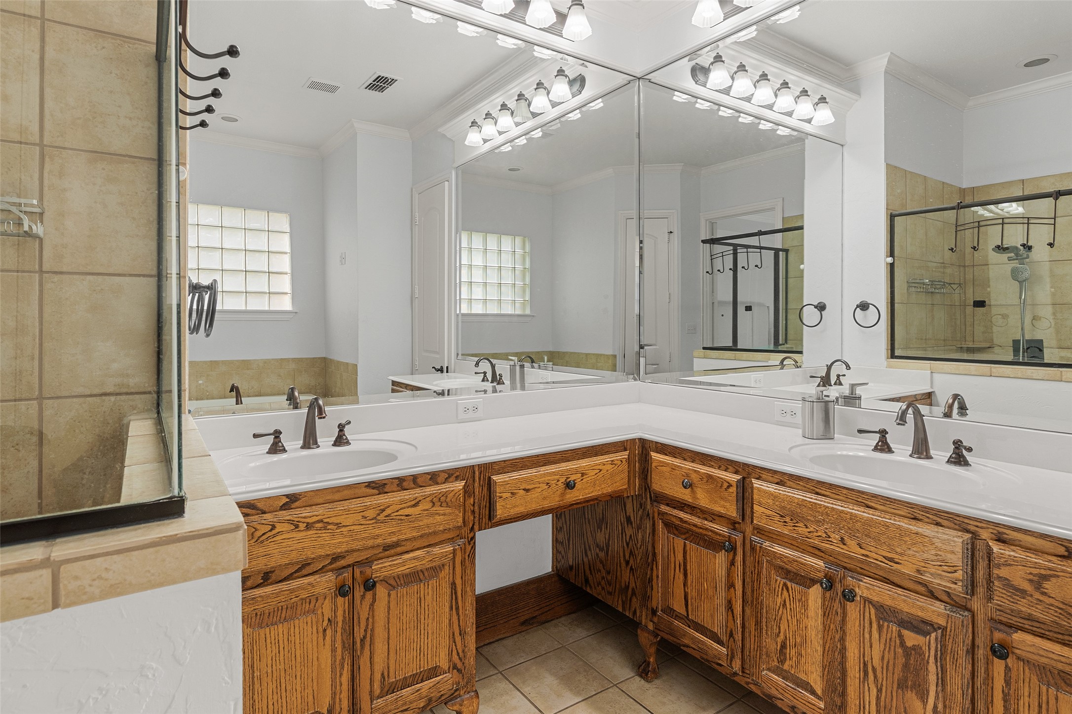 2709 Woodpark Drive Garland TX 75044