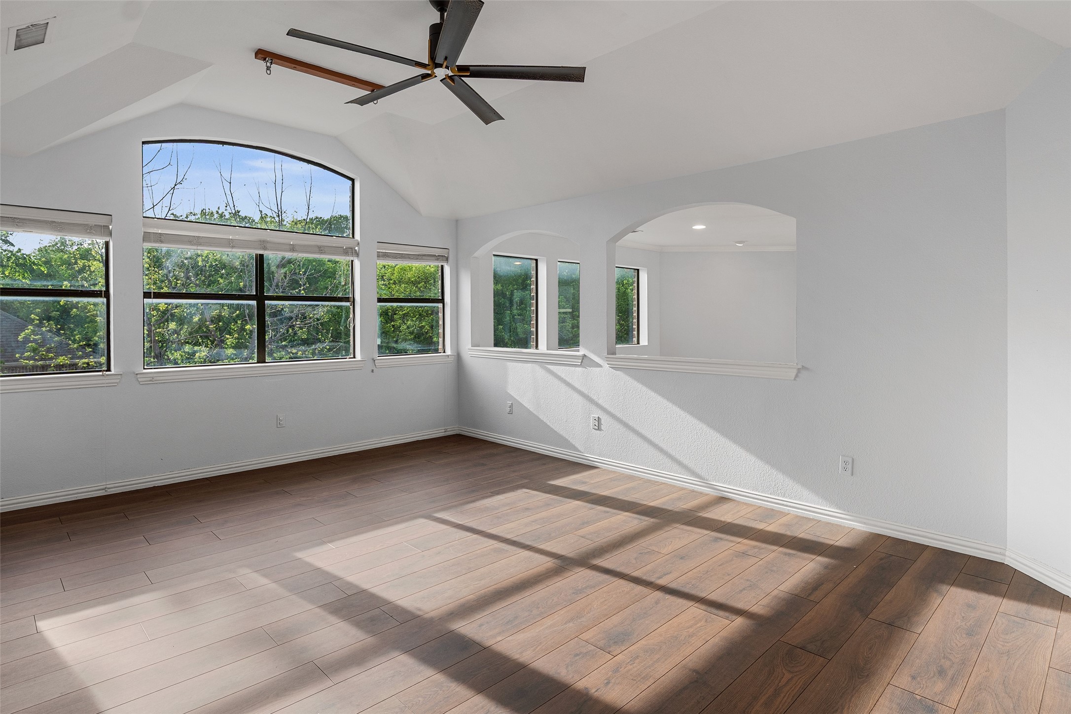 2709 Woodpark Drive Garland TX 75044