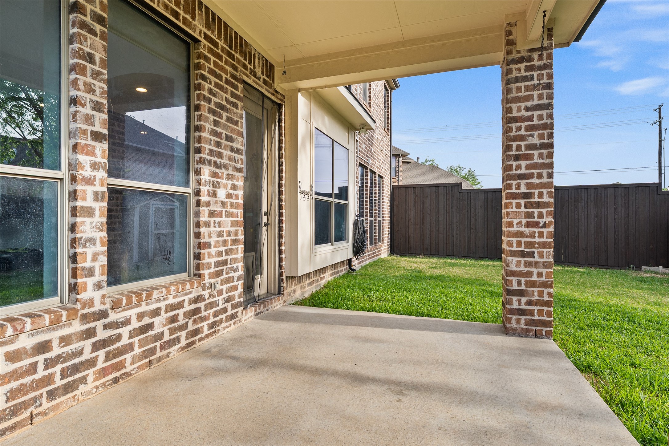 2709 Woodpark Drive Garland TX 75044