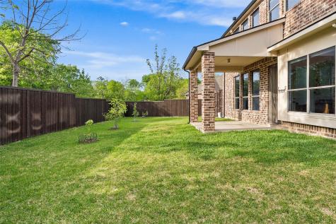 2709 Woodpark Drive Garland TX 75044