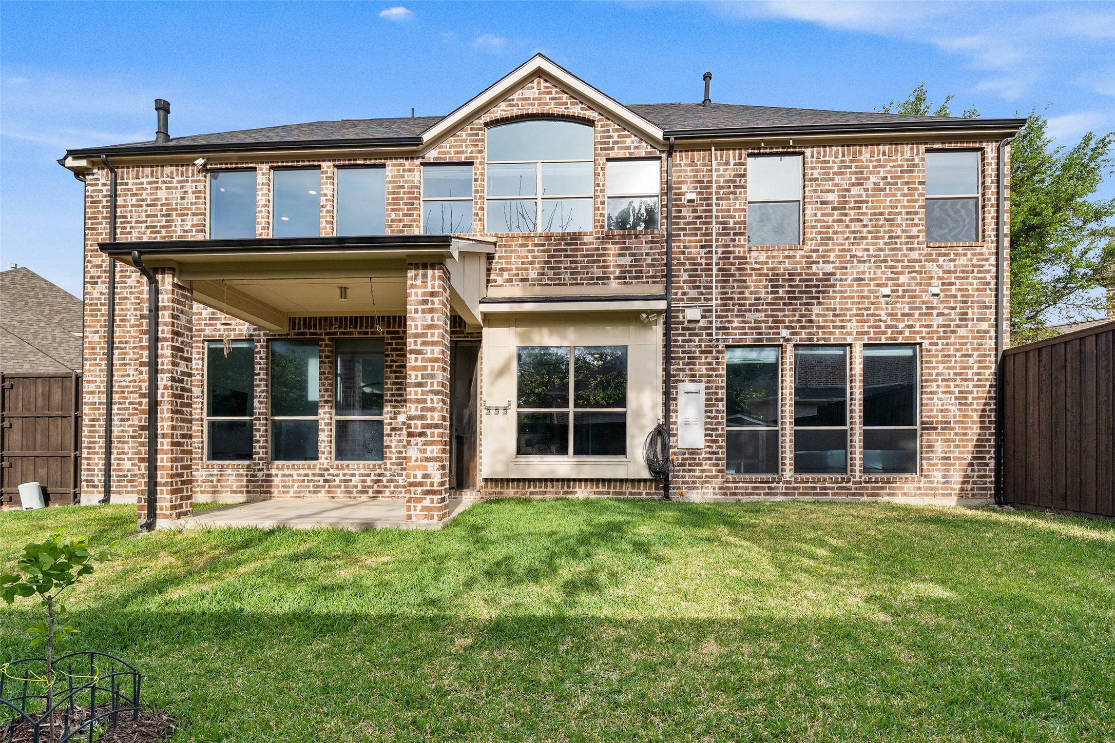2709 Woodpark Drive Garland TX 75044