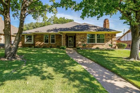 5020 Lake View Circle North Richland Hills TX 76180
