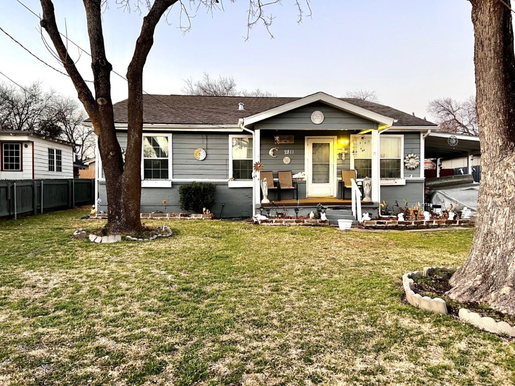2811 Mckinney Drive Lancaster TX 75134