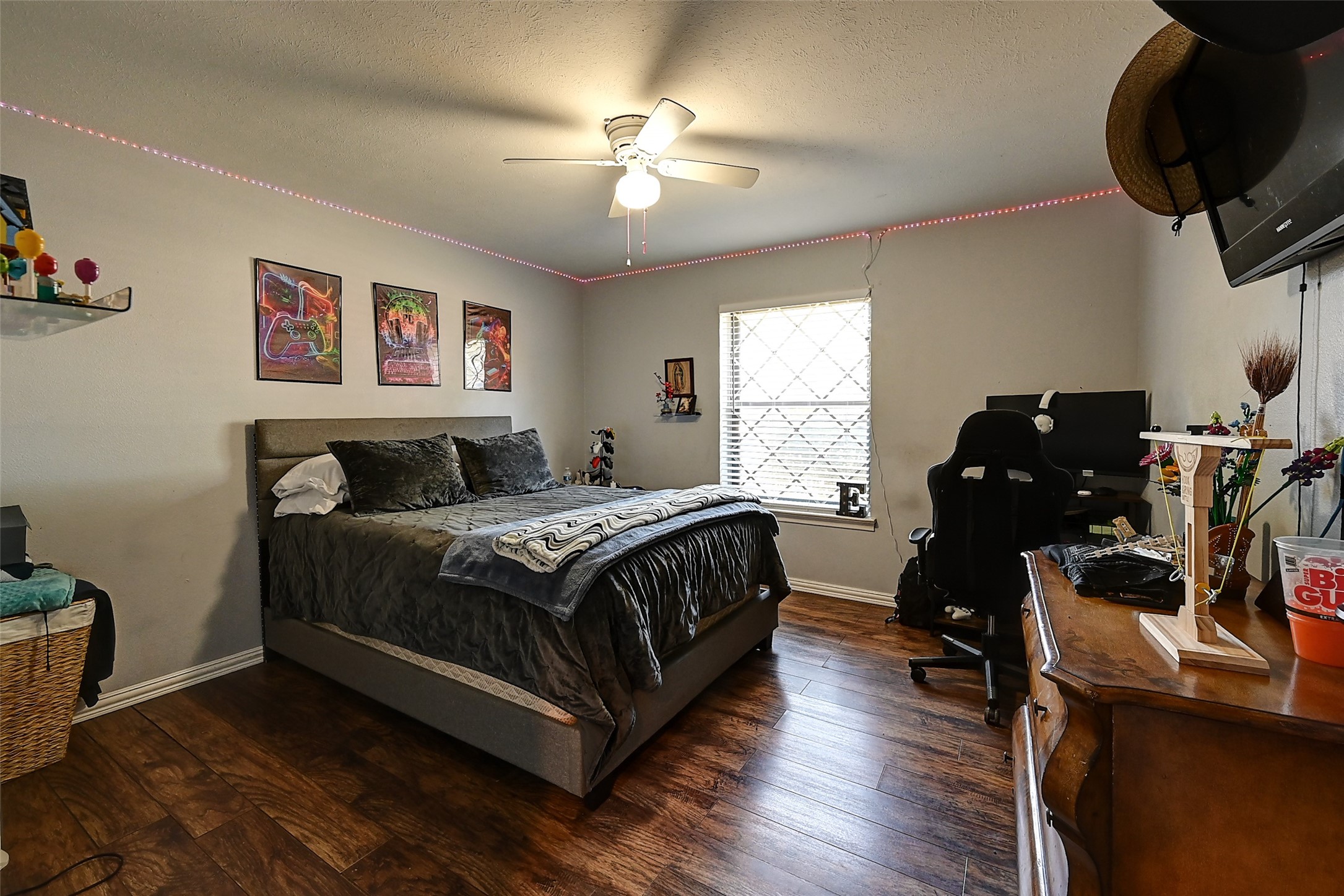 3262 Camelot Drive Dallas TX 75229