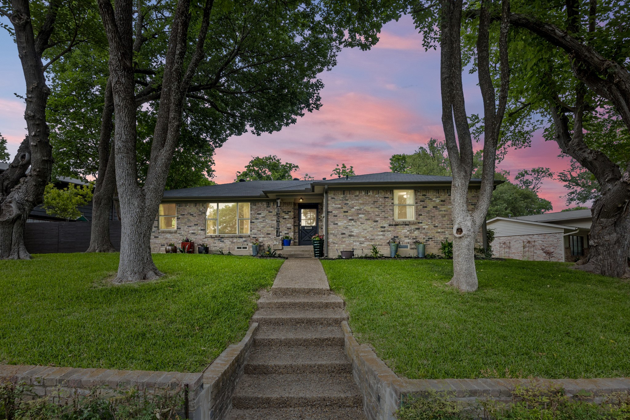 10607 Maplegrove Lane Dallas TX 75218
