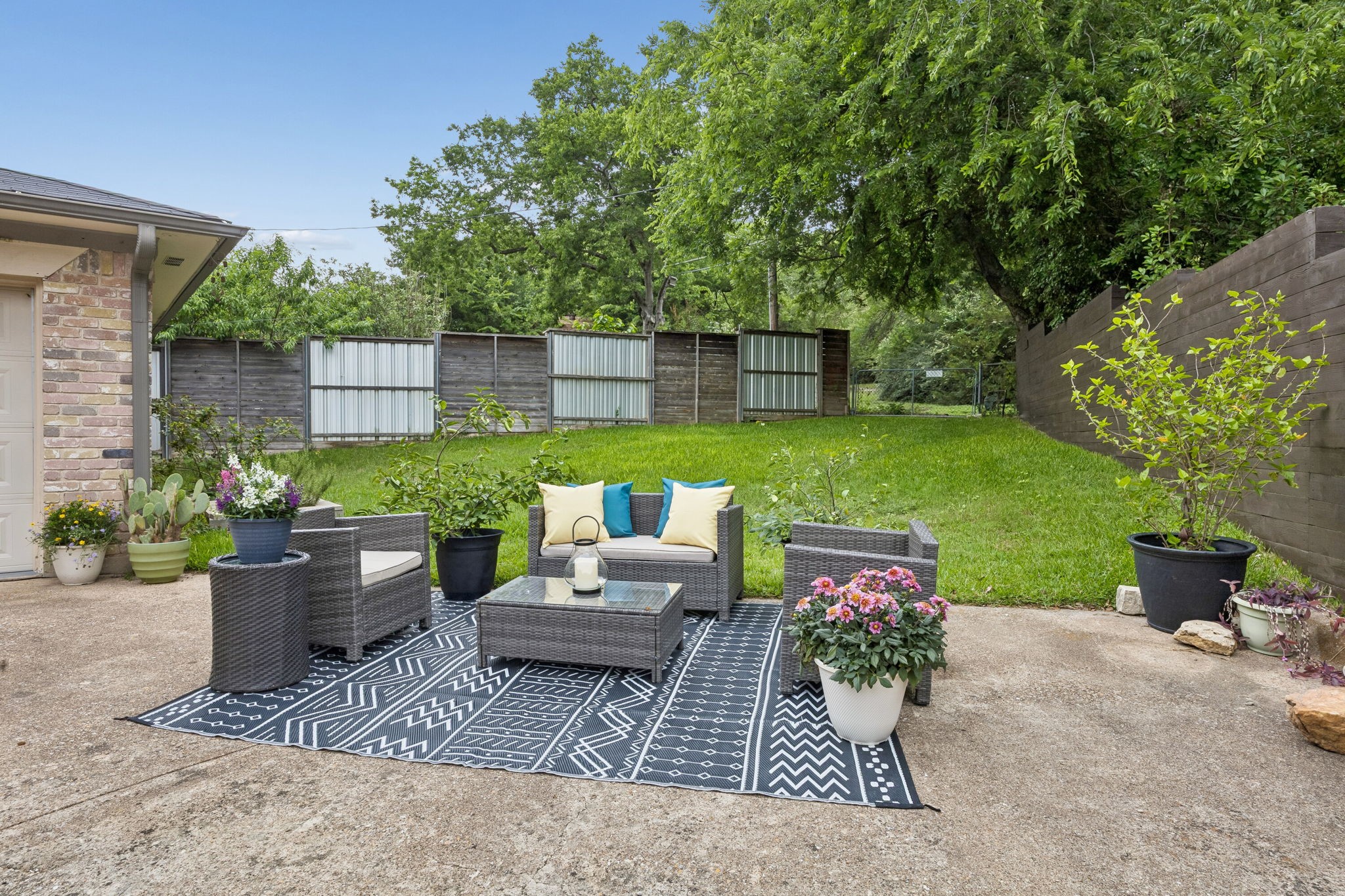 10607 Maplegrove Lane Dallas TX 75218