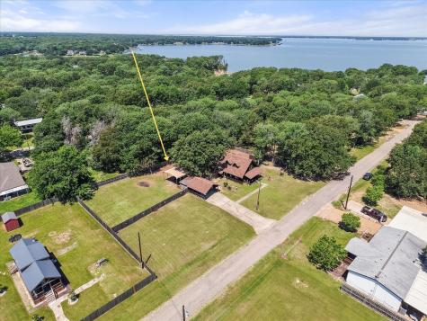 377 Southern Oaks Drive Streetman TX 75859