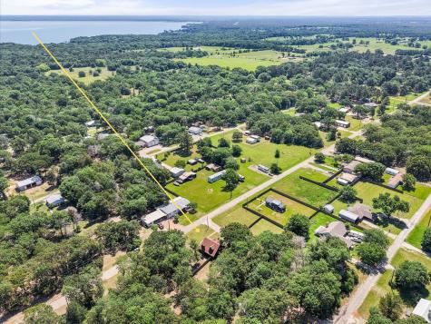 377 Southern Oaks Drive Streetman TX 75859