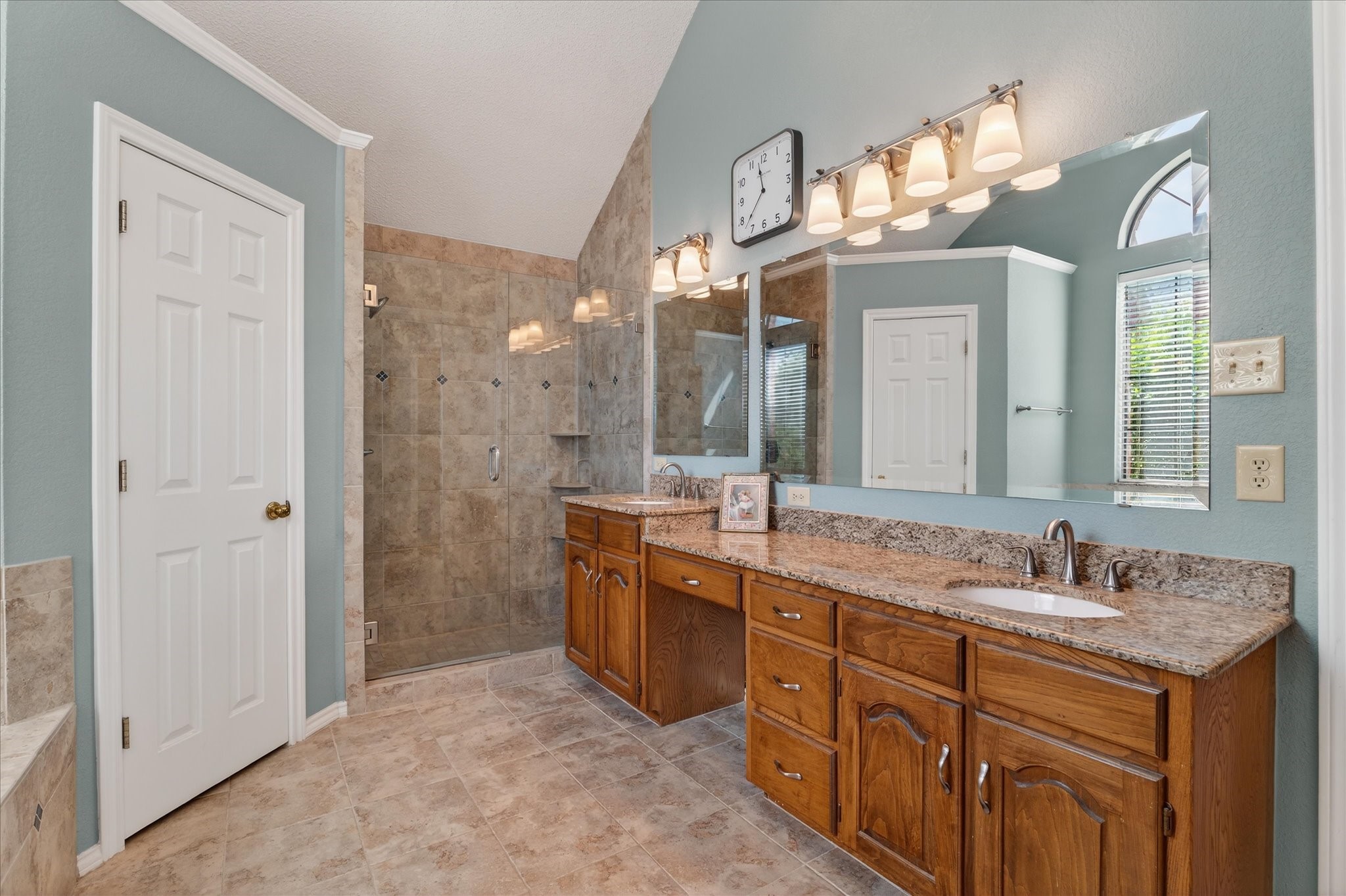 2303 Hillside Court Southlake TX 76092