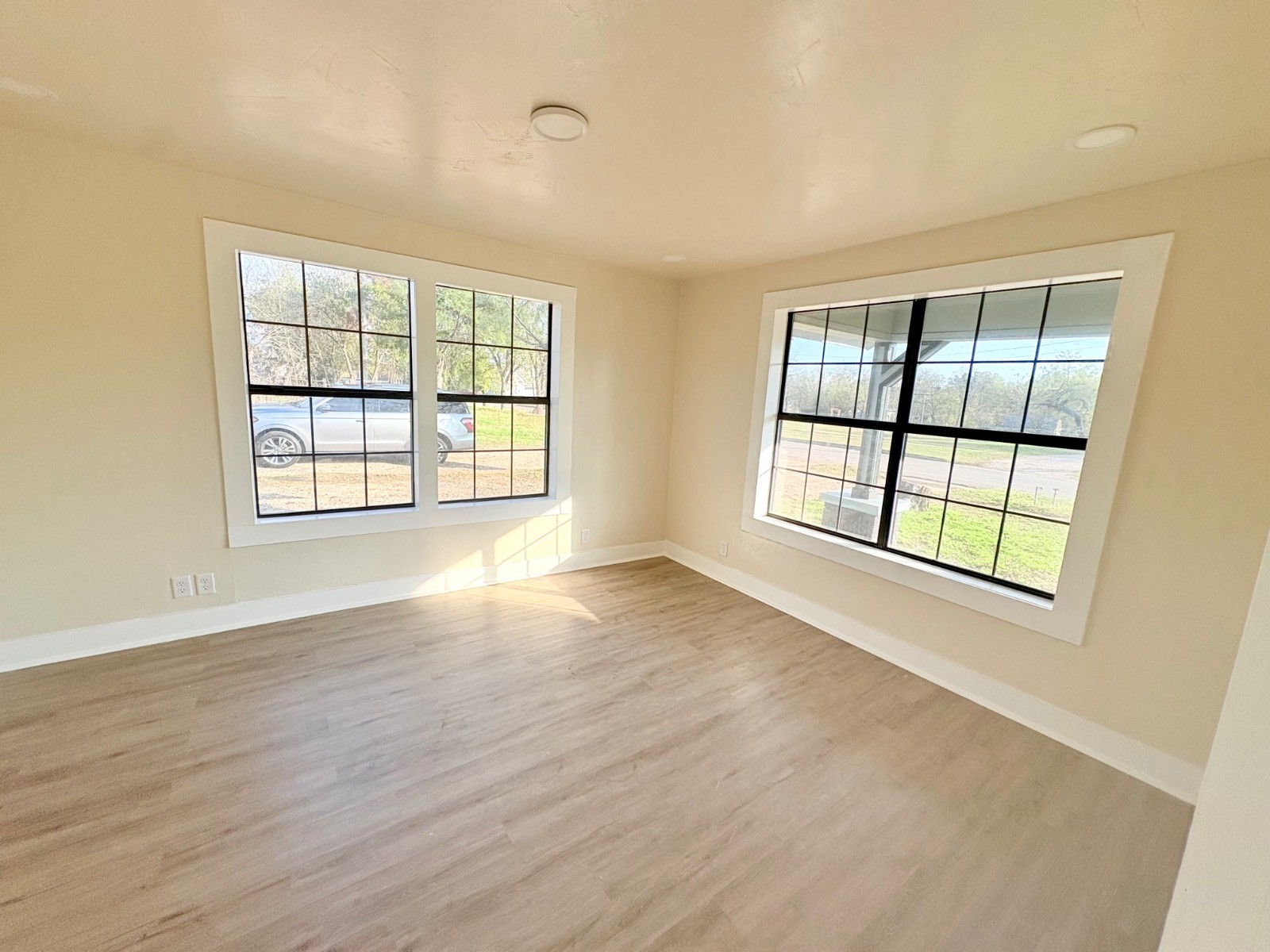905 2nd Street Graham TX 76450