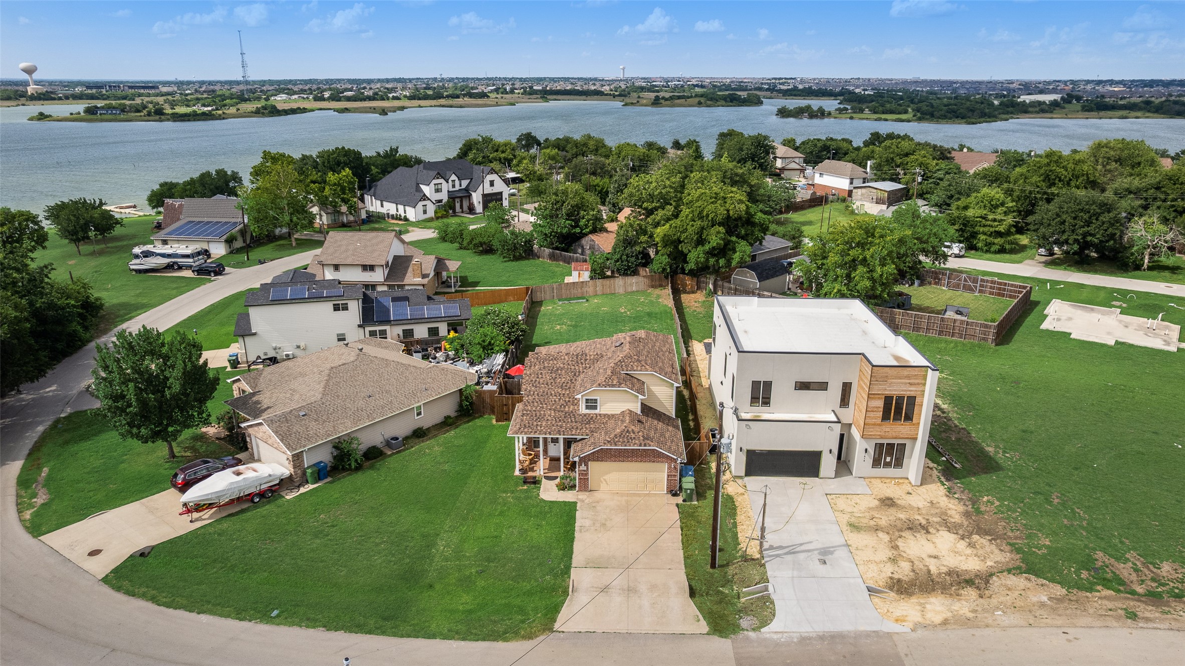 7622 W Shore Drive The Colony TX 75056