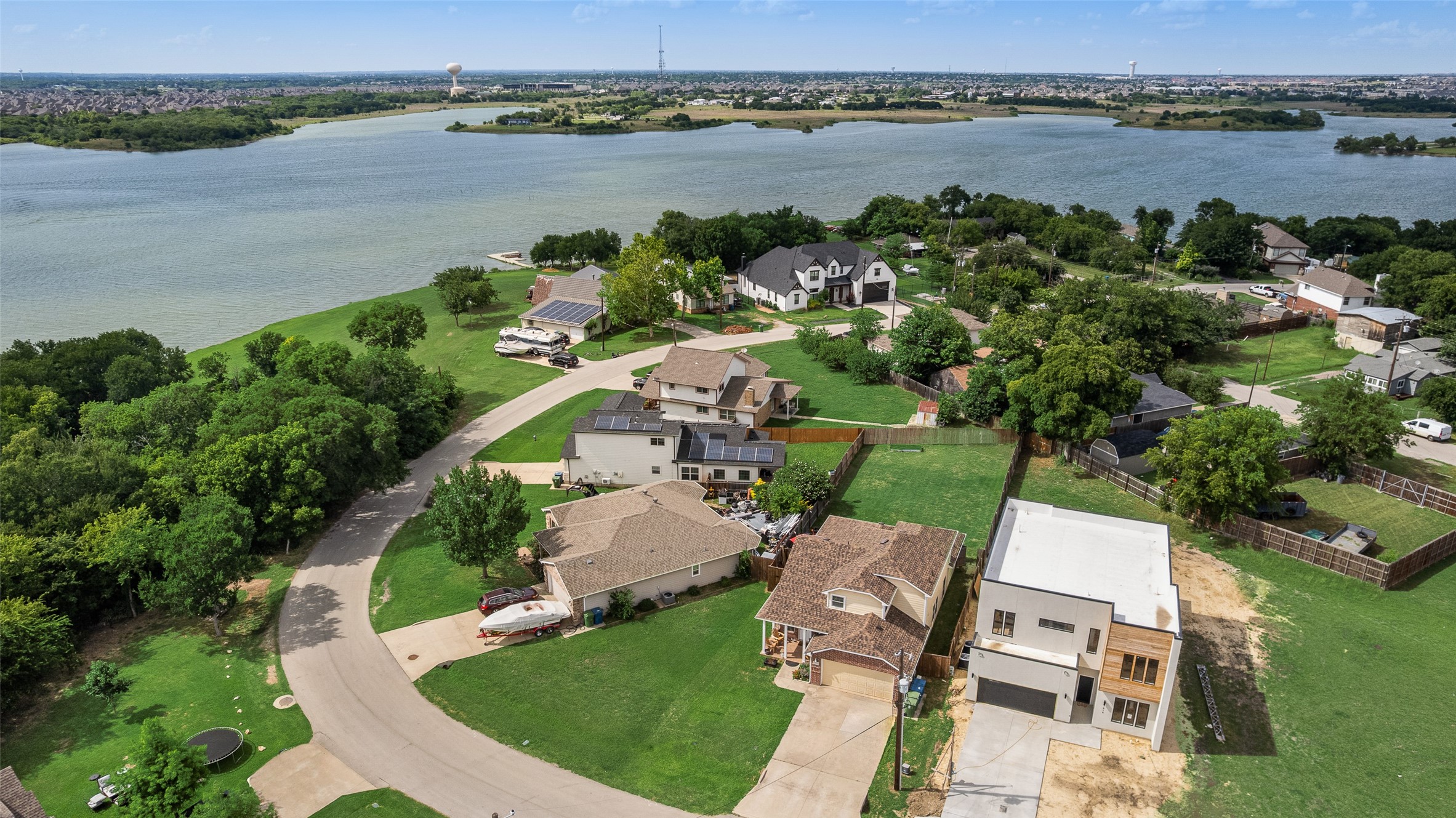 7622 W Shore Drive The Colony TX 75056