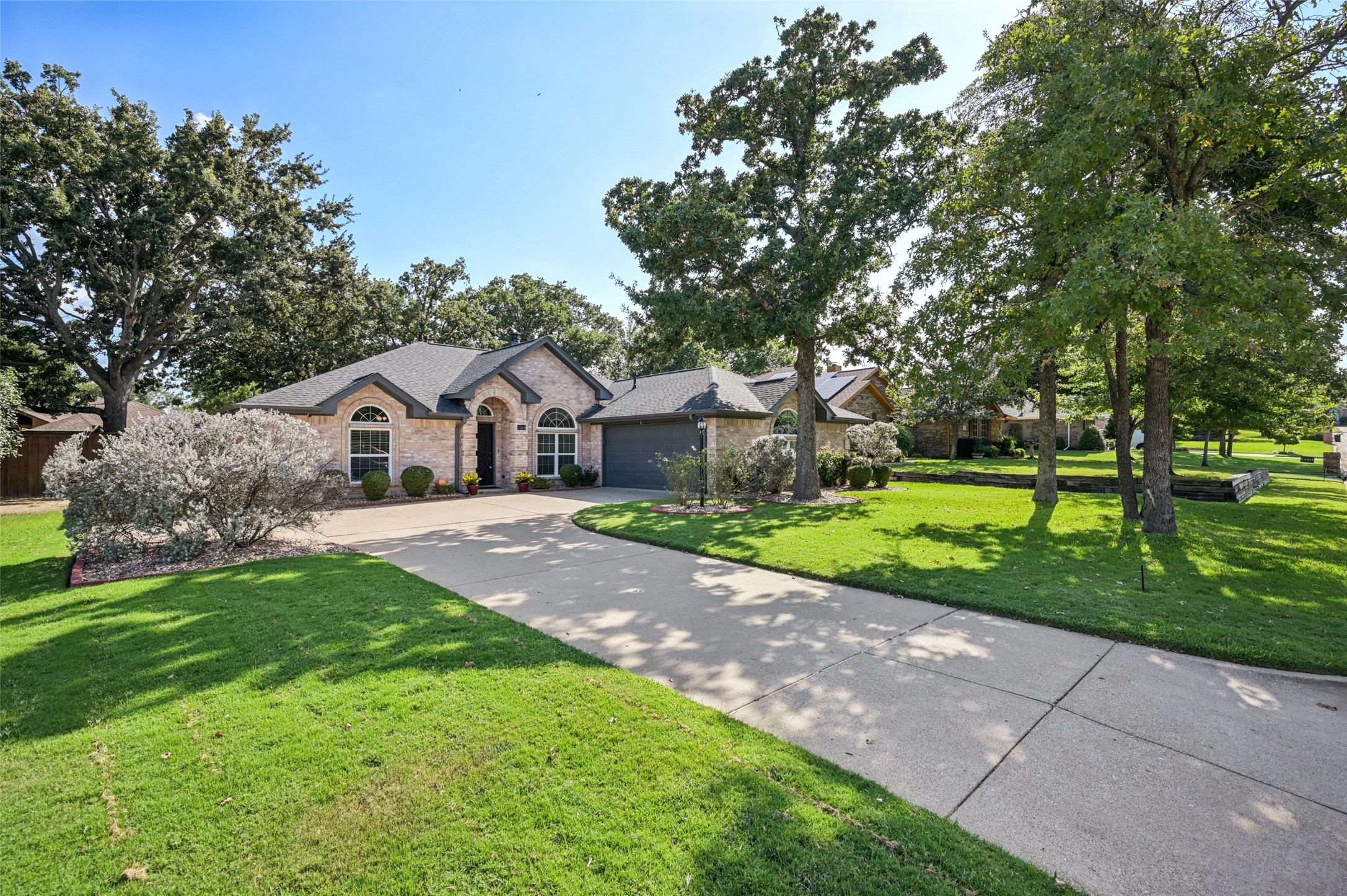 1264 Stonehill Court Kennedale TX 76060